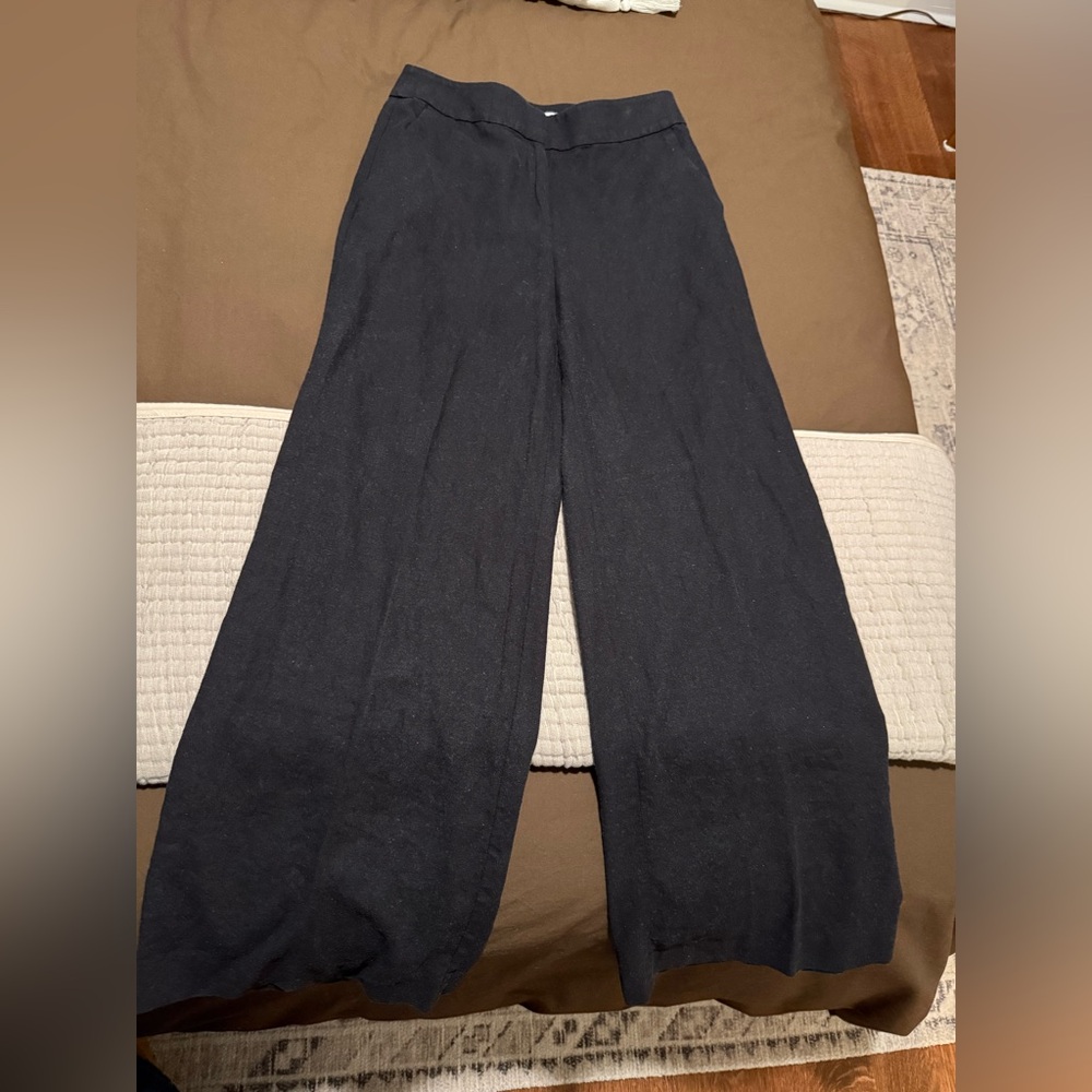 The LOFT Women’s Linen Pants, Size 2